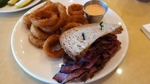 Agoura's Famous Deli & Restaurant