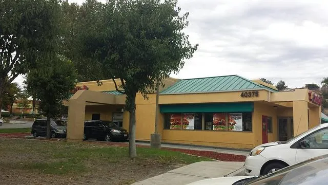 Carl's Jr.