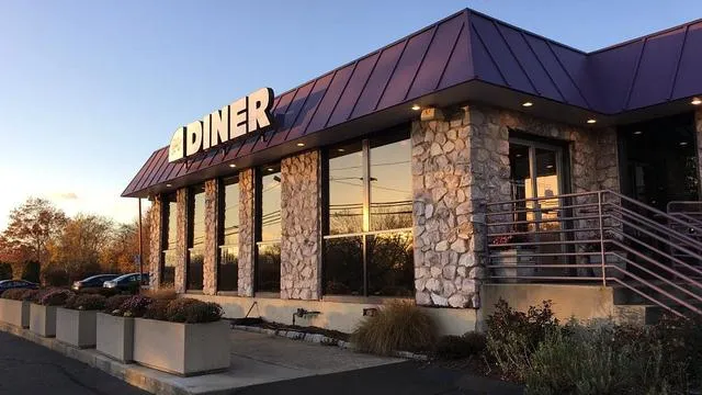 Shoreline Diner